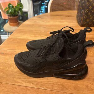 Nike Air Max 270 - Black